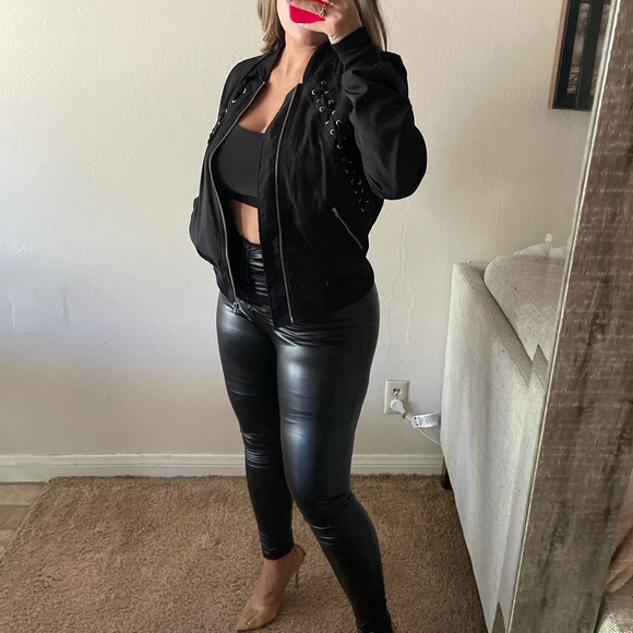Rue21 Jackets & Blazers - Rue21 black bomber jacket